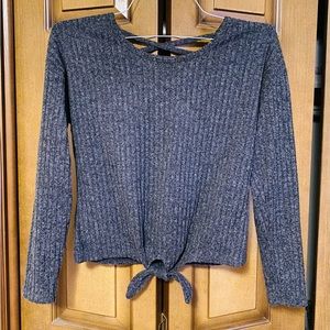 Gray, tie, sweater, top.